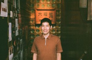 六曜社 1階店主 奥野 薫平