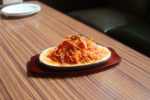 京都「喫茶マドラグ」帰ってきたくなる喫茶店で味わう鉄板ナポリタン